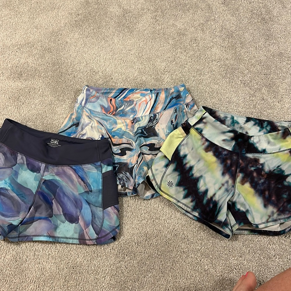 Lot of 3 Athleta Girl Record Breaker 3” Shorts size small / 7